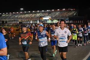 BIB: 
                            <button type="button" onclick="openModal(23961853)" class="btn btn-primary btn-sm float-right btn-popup" data-toggle="modal" data-target=".modal-high-quality">
                        <i class="fas fa-shopping-cart"></i> Add to Cart
                    </button>
                                            <button type="button" onclick="isThisMe(23961853, true)" class="btn btn-success btn-sm float-right btn-popup btn-isme hidden" data-toggle="tooltip" data-placement="bottom" title="นี่คือรูปของคุณใช่ไหม คลิกที่นี่เพื่อเอาเข้าอัลบั้ม">
                        <i class="fas fa-plus"></i> Add to album
                    </button>
                    <button type="button" onclick="isThisMe(23961853, false)" class="btn btn-warning btn-sm float-right btn-popup btn-isnotme hidden">
                        <i class="fas fa-ban"></i> Remove from album
                    </button>